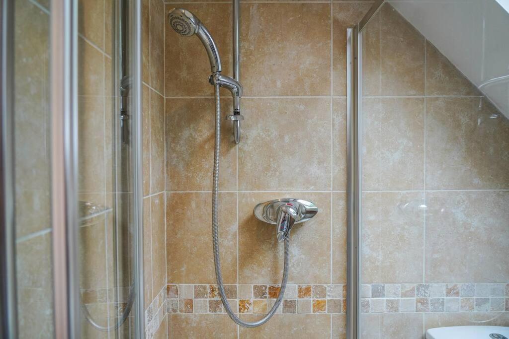 Large 4-Bed House For Up To 7 Guests W 2X Parking Villa Oxford Buitenkant foto
