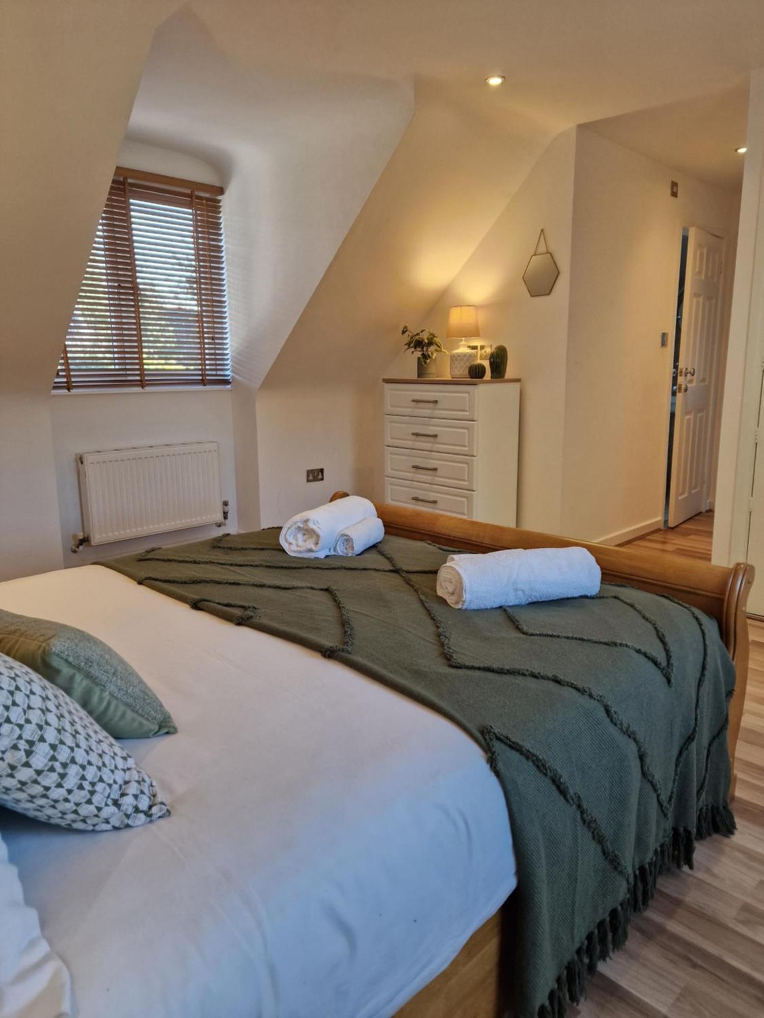 Large 4-Bed House For Up To 7 Guests W 2X Parking Villa Oxford Buitenkant foto